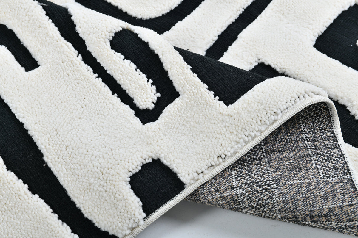 Madu Abstract Maze Geometric Powerloom Rugs - Contemporary White & Black